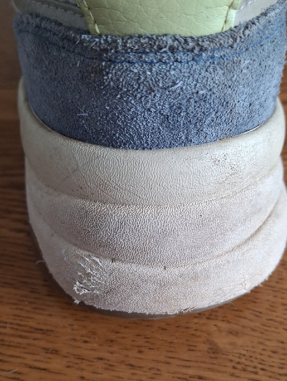 Gola Size 7.5 Saturn Quadrant Sneakers Tan And Blue Suede - Picture 7 of 8